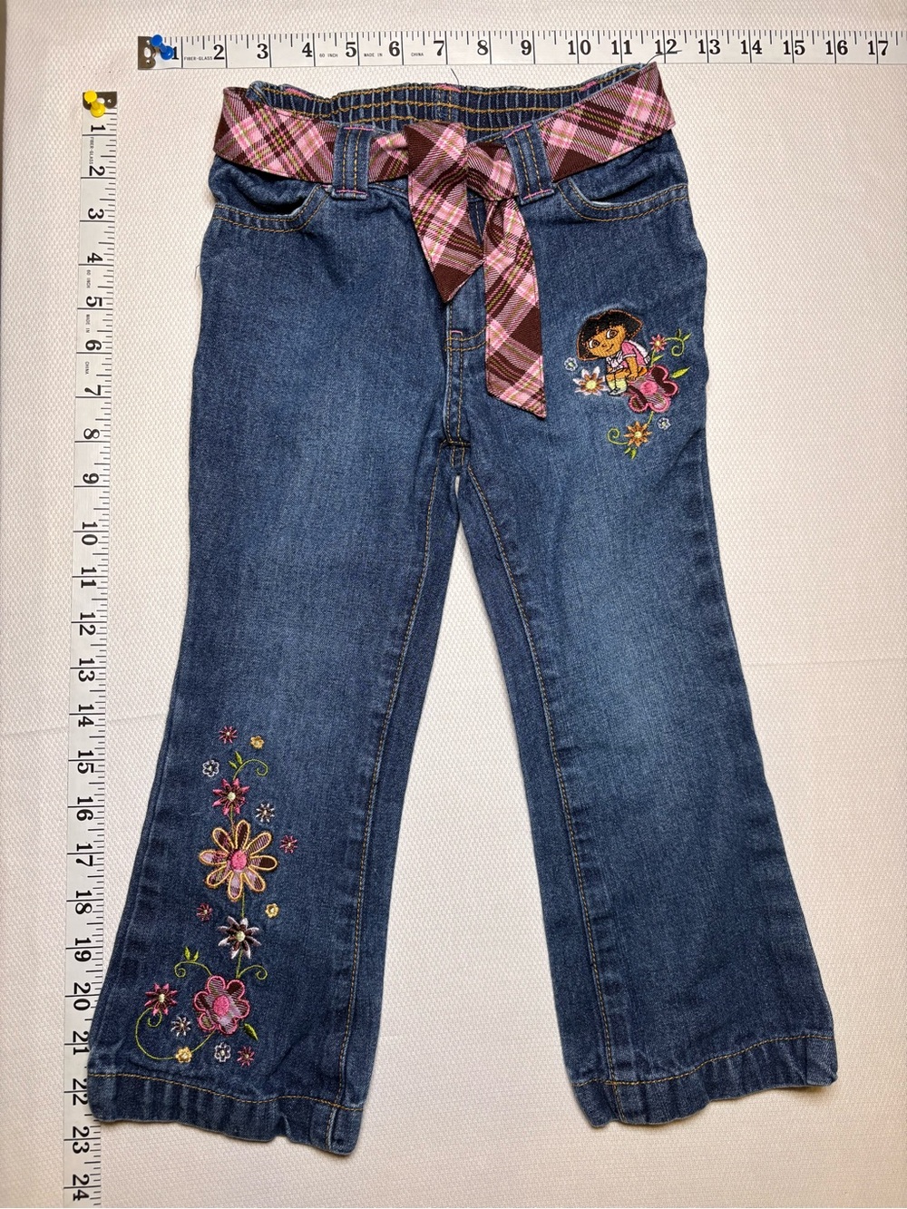 Vintage 2006 Dora the Explorer Embroidered Floral Jeans Size 4